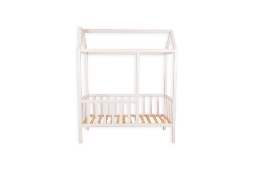 Конструкция детской кровати очень легкая и простая, детям нравится.Каркас кровати прочный и устойчивый, соединения безопасные и продуманные.
