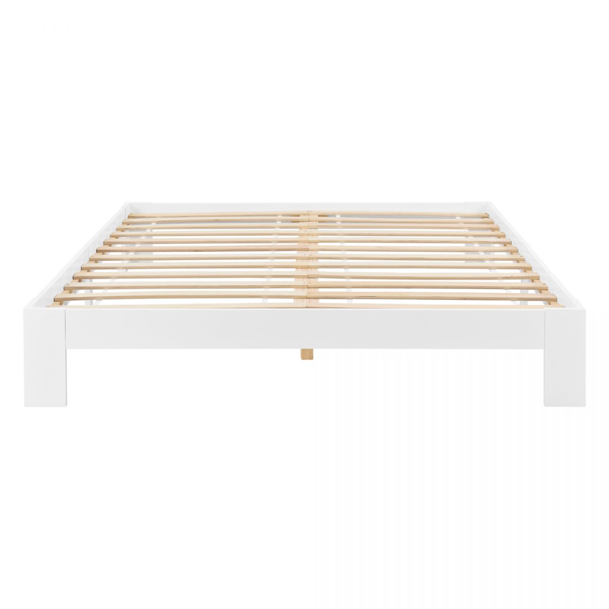 Двуспальная деревянная кровать без спинки