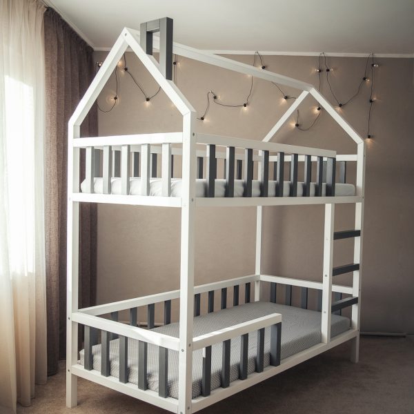 Children's bunk bed