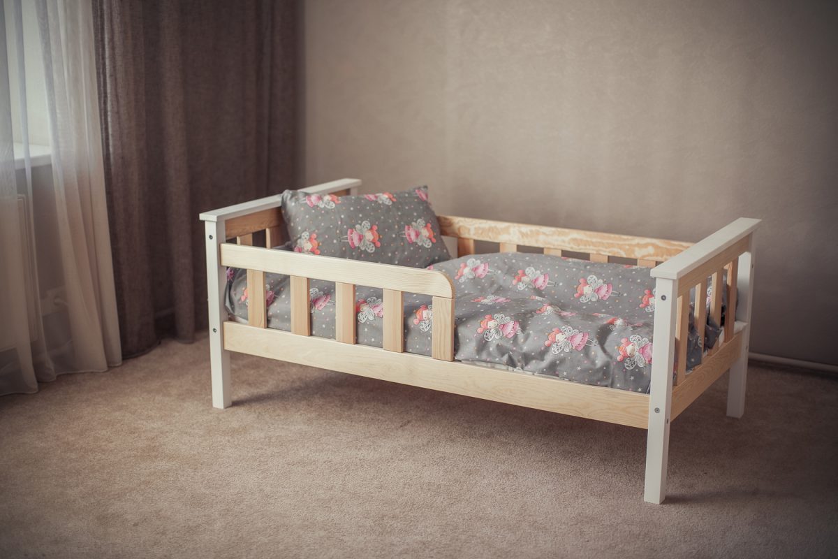 Children's wooden bed