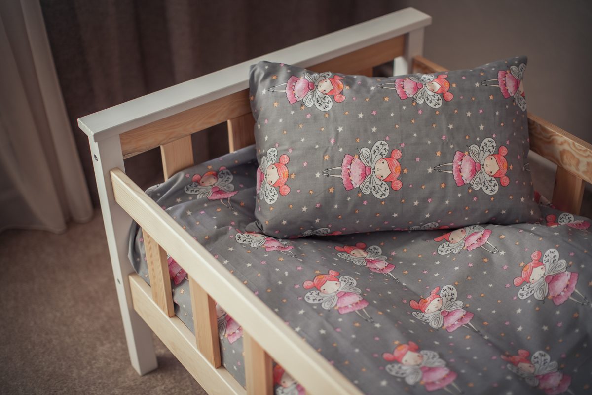 Children's wooden bed