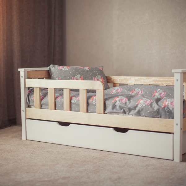 Children's wooden bed