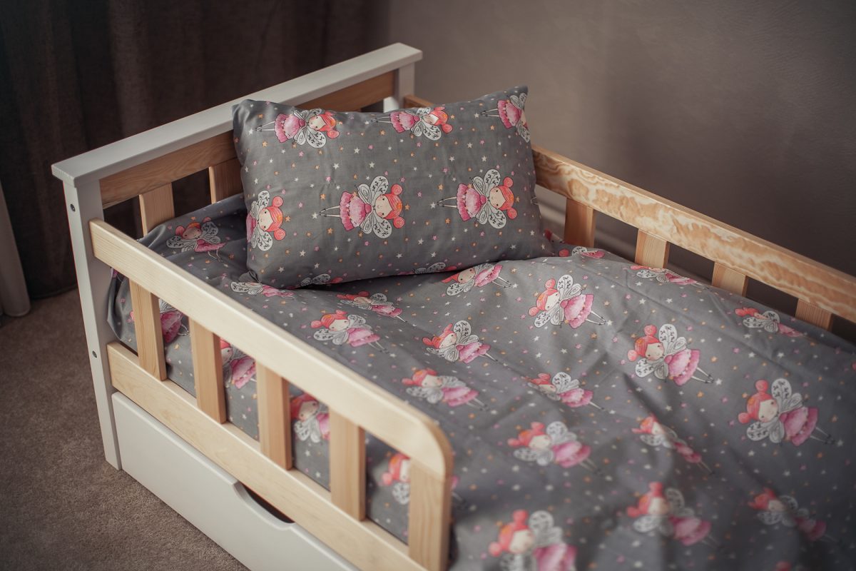 Children's wooden bed